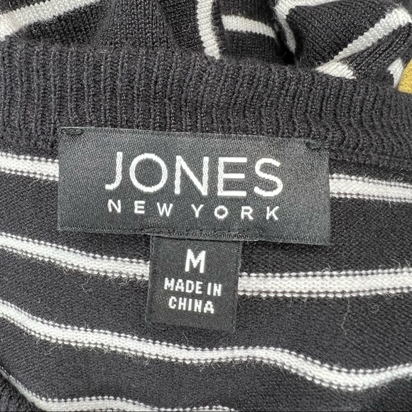 M Jones New York Black & White Striped Cardigan Sweater Long Sleeve Medium - Picture 7 of 7
